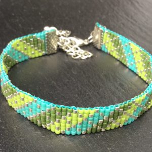 Kralenarmband in 3 tinten groen en zilver