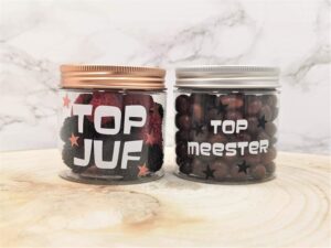 Einde schooljaar cadeau top juf meester snoeppotje